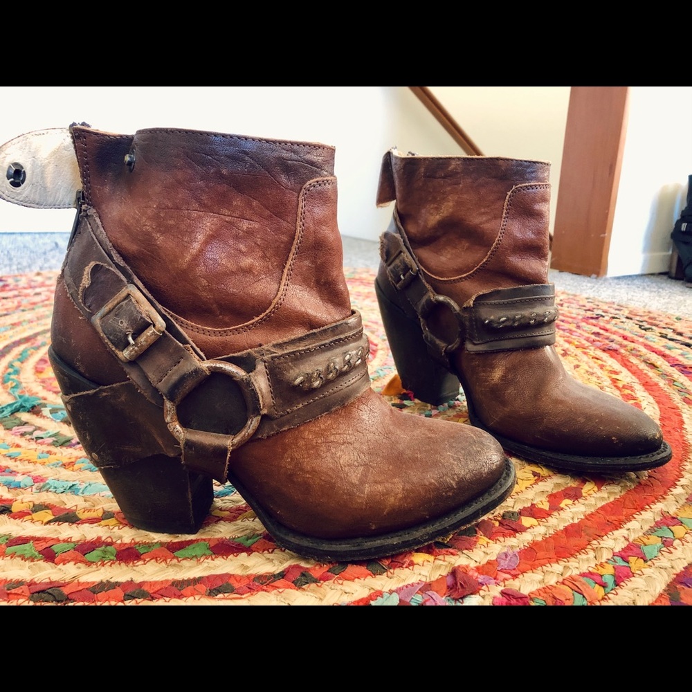 Freebird booties size 8